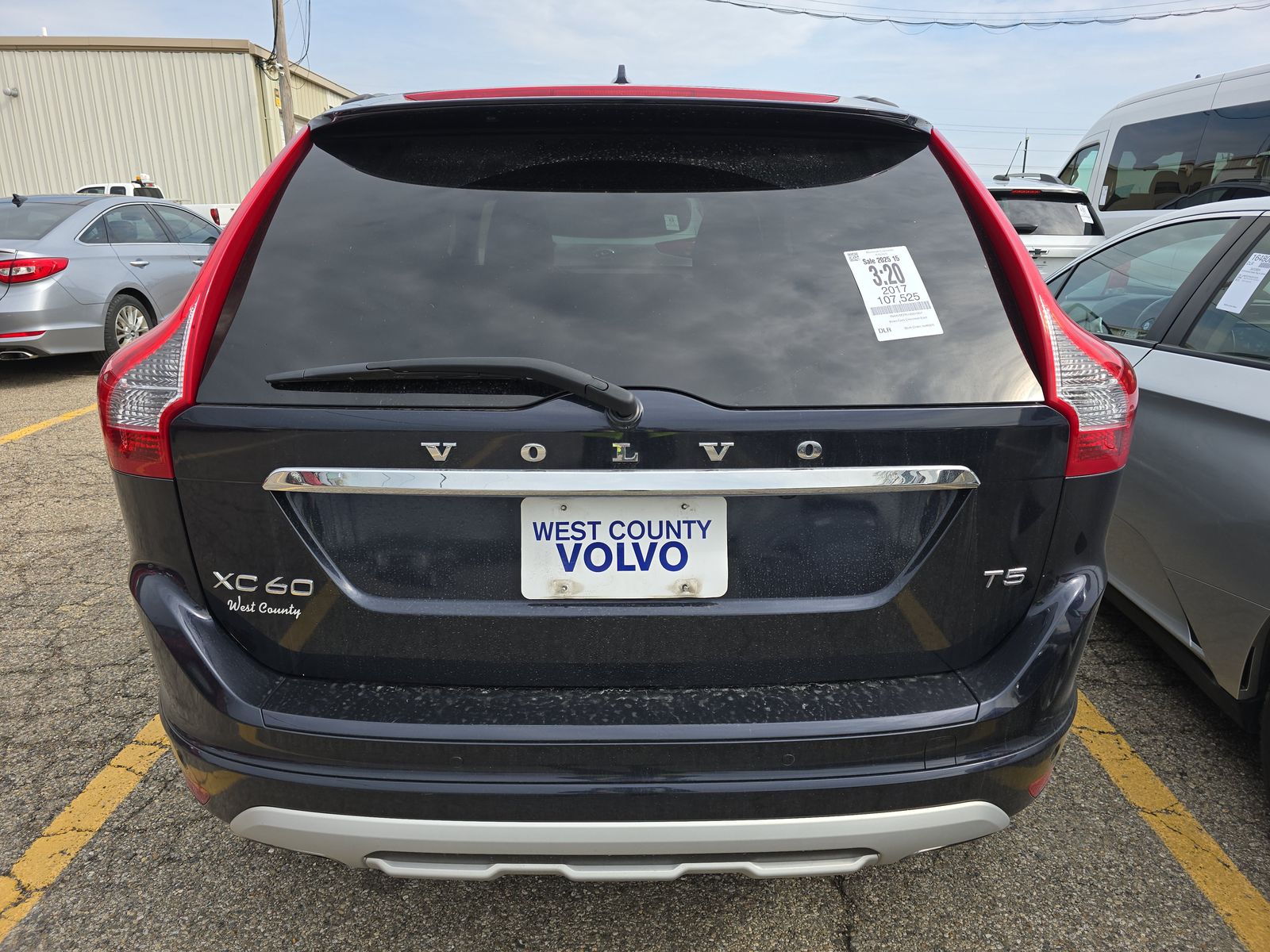2017 Volvo XC60 T5 Dynamic FWD