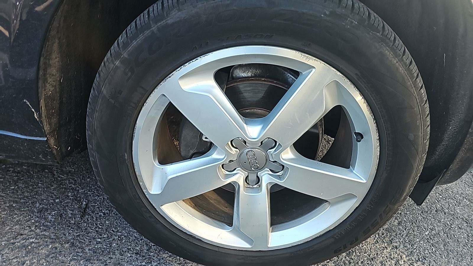 2012 Audi Q5 3.2 Premium Plus AWD