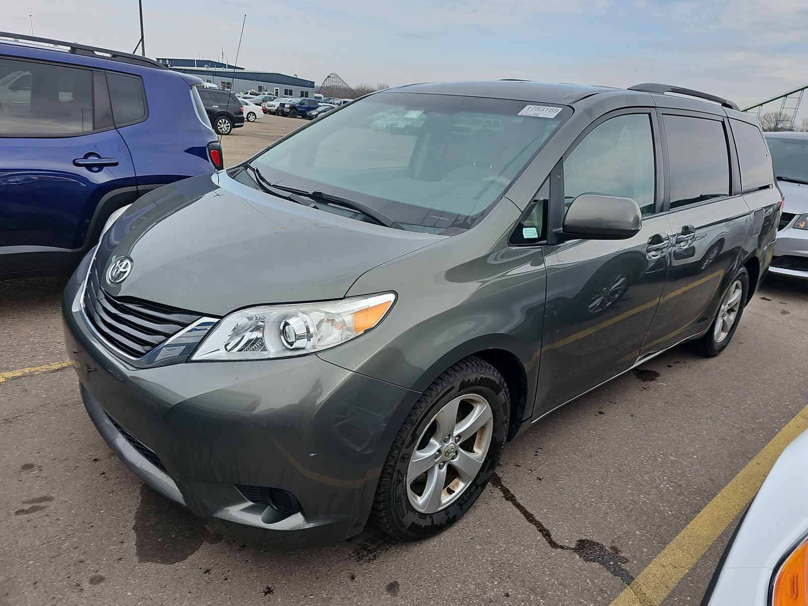 2011 Toyota Sienna LE FWD