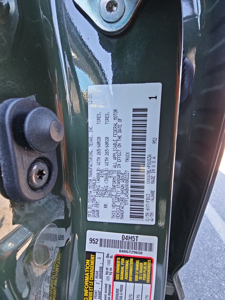 2022 Toyota Tundra SR5 RWD