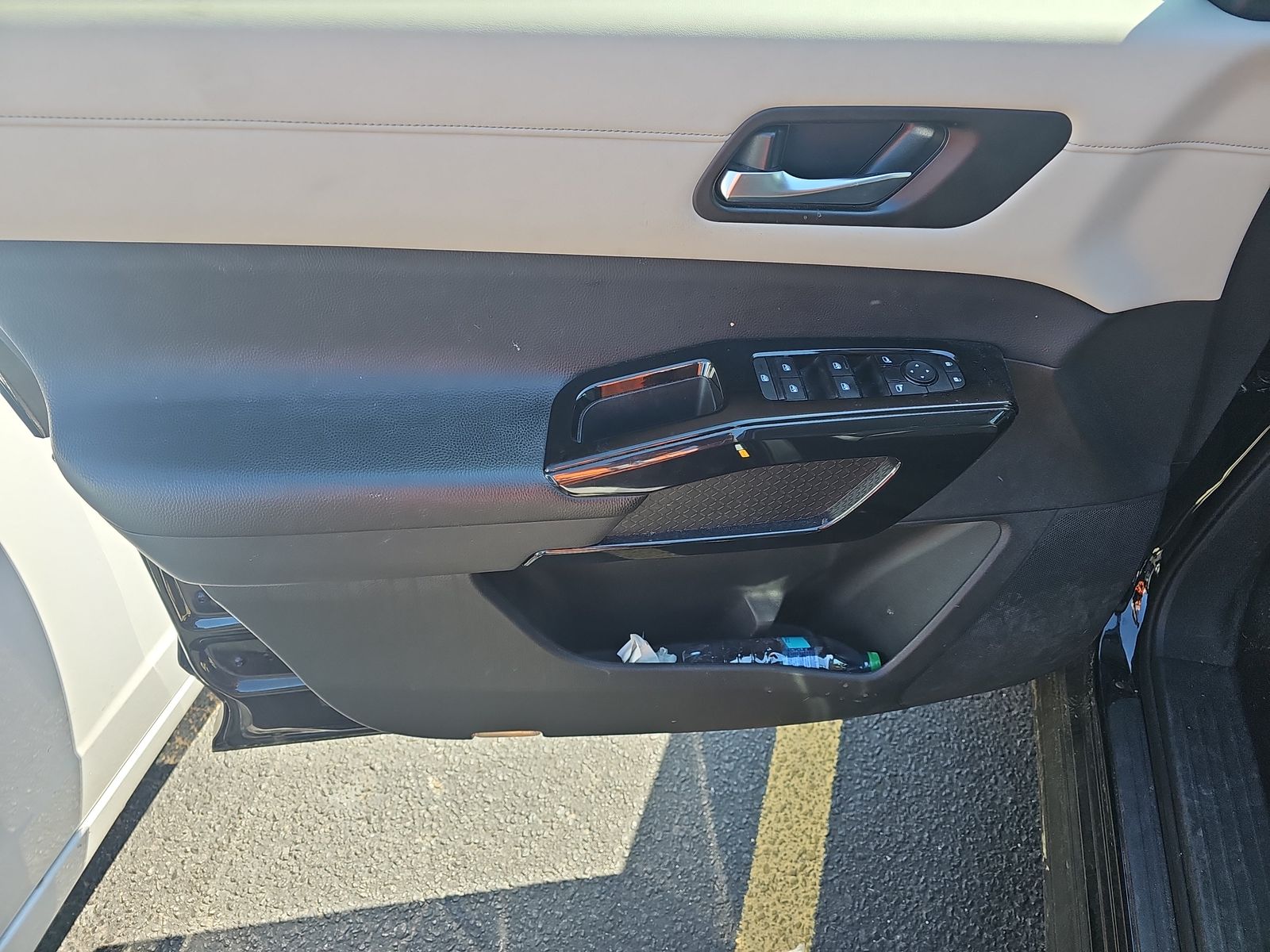 2022 Nissan Pathfinder SV FWD