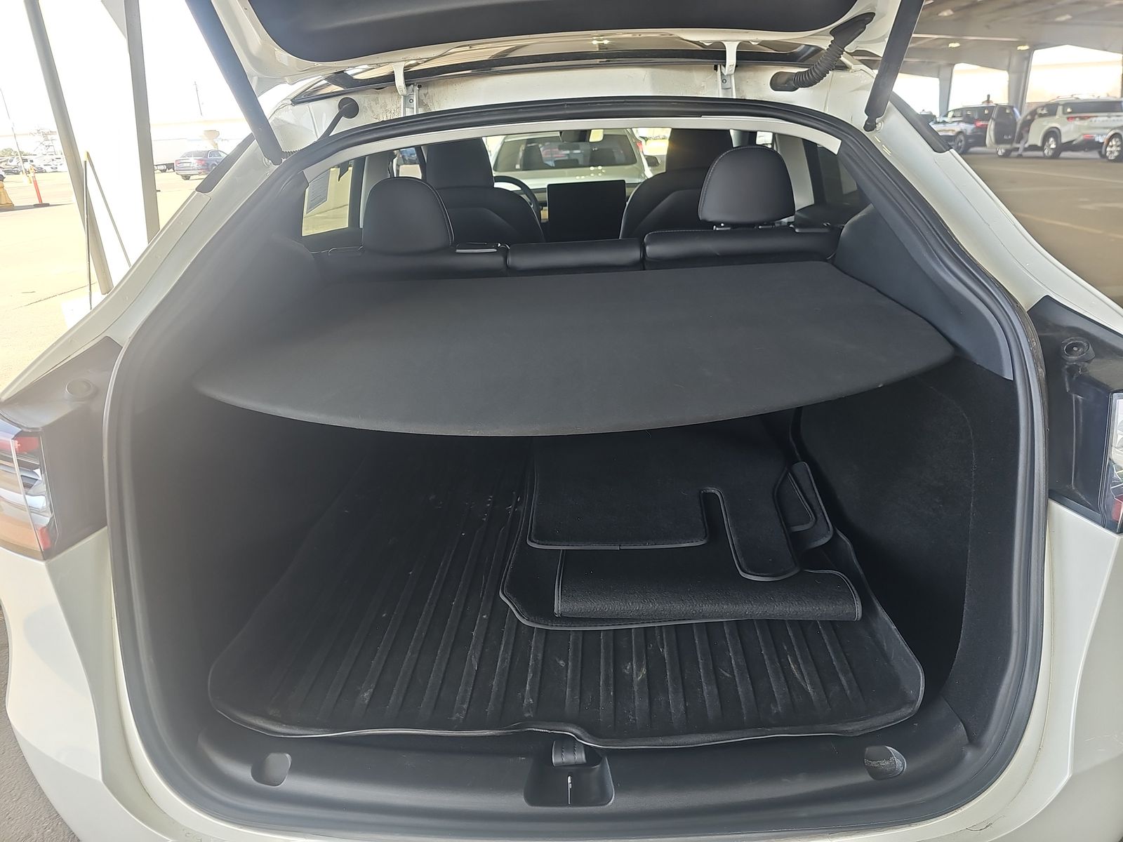 2023 Tesla Model Y Standard Range AWD