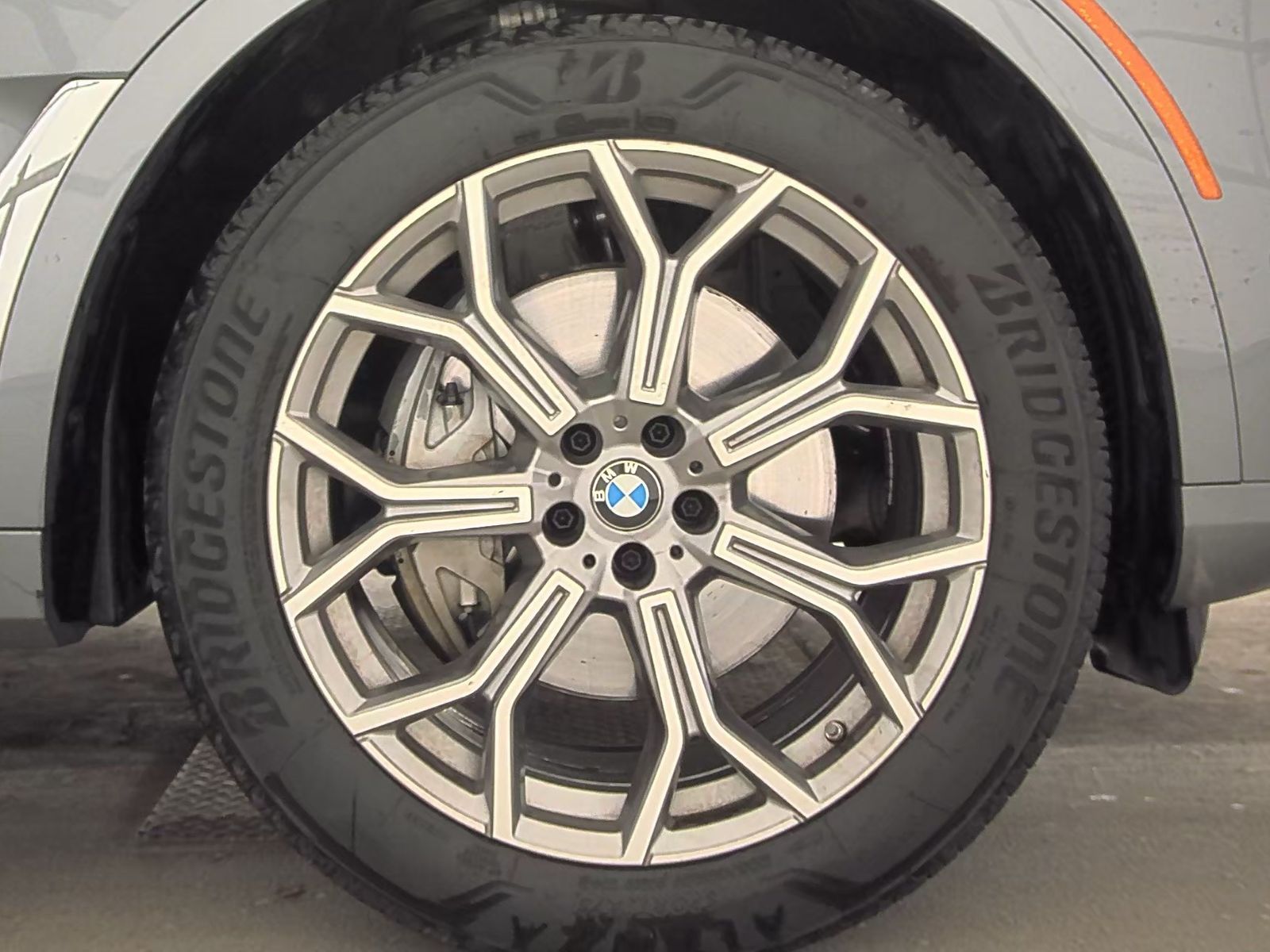 2025 BMW X7 xDrive40i AWD