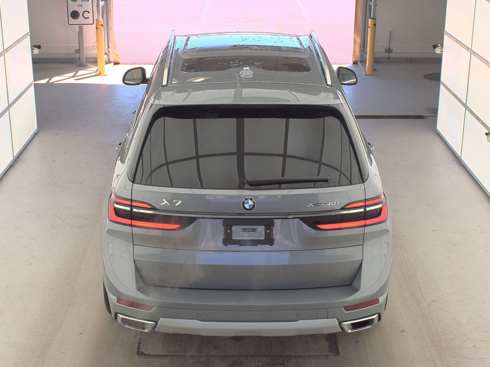 2025 BMW X7 xDrive40i AWD