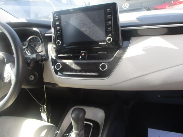 2022 Toyota Corolla LE FWD