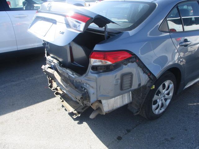 2022 Toyota Corolla LE FWD