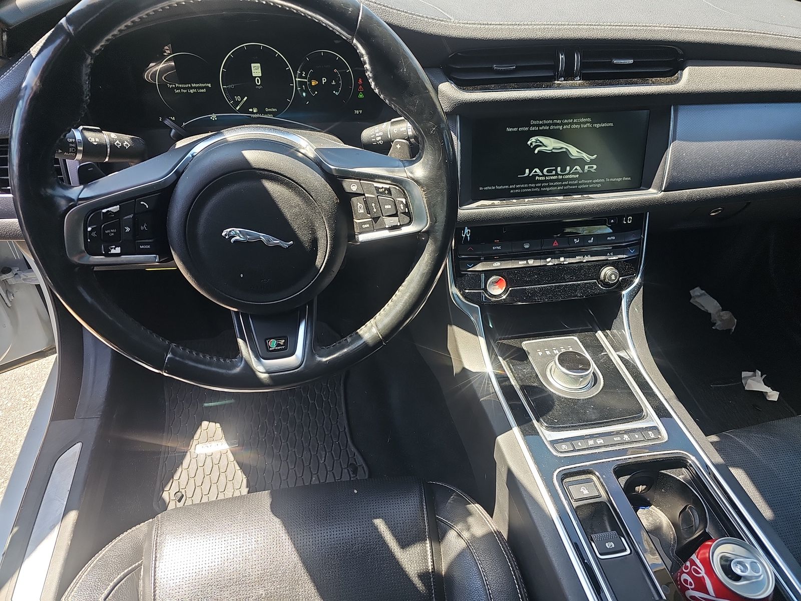 2016 Jaguar XF 35t R-Sport RWD