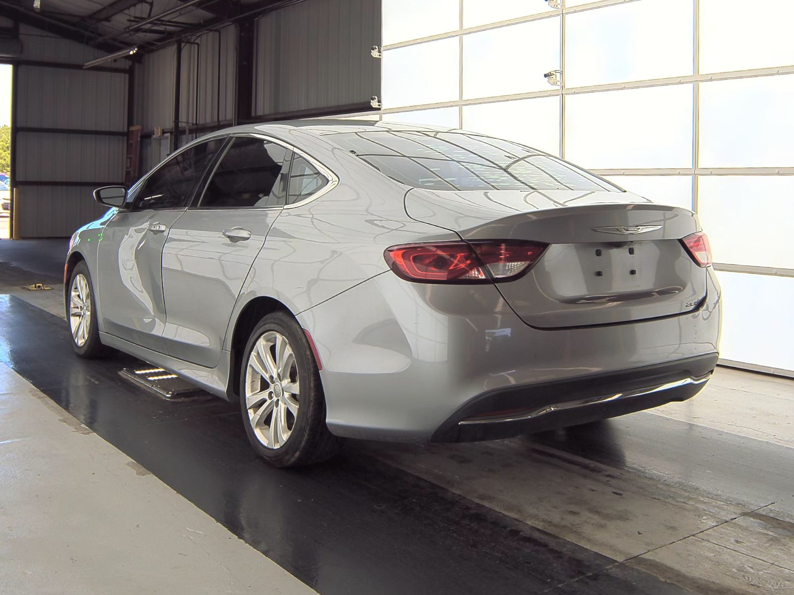 2016 Chrysler 200 Limited FWD