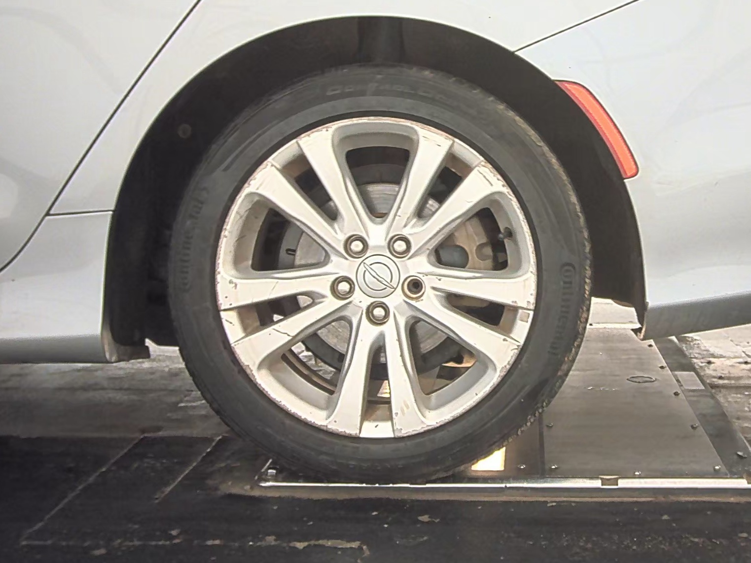 2016 Chrysler 200 Limited FWD