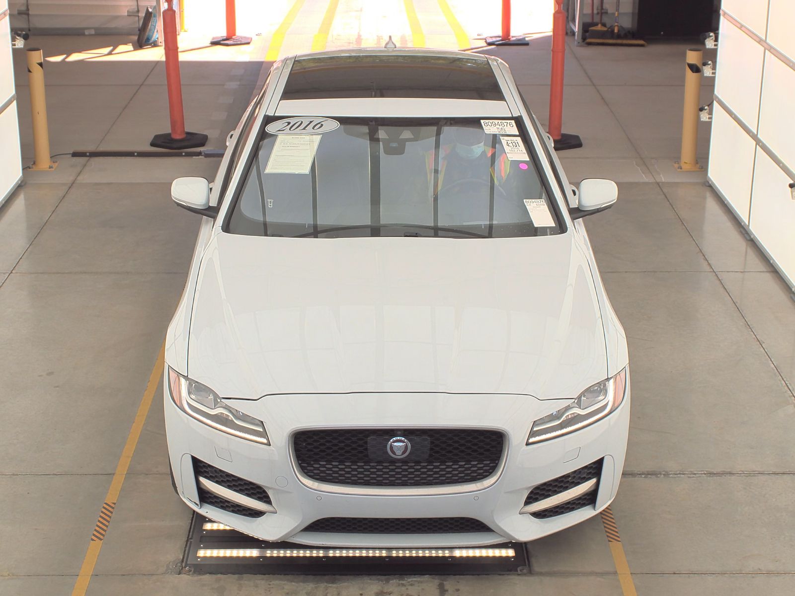 2016 Jaguar XF 35t R-Sport RWD