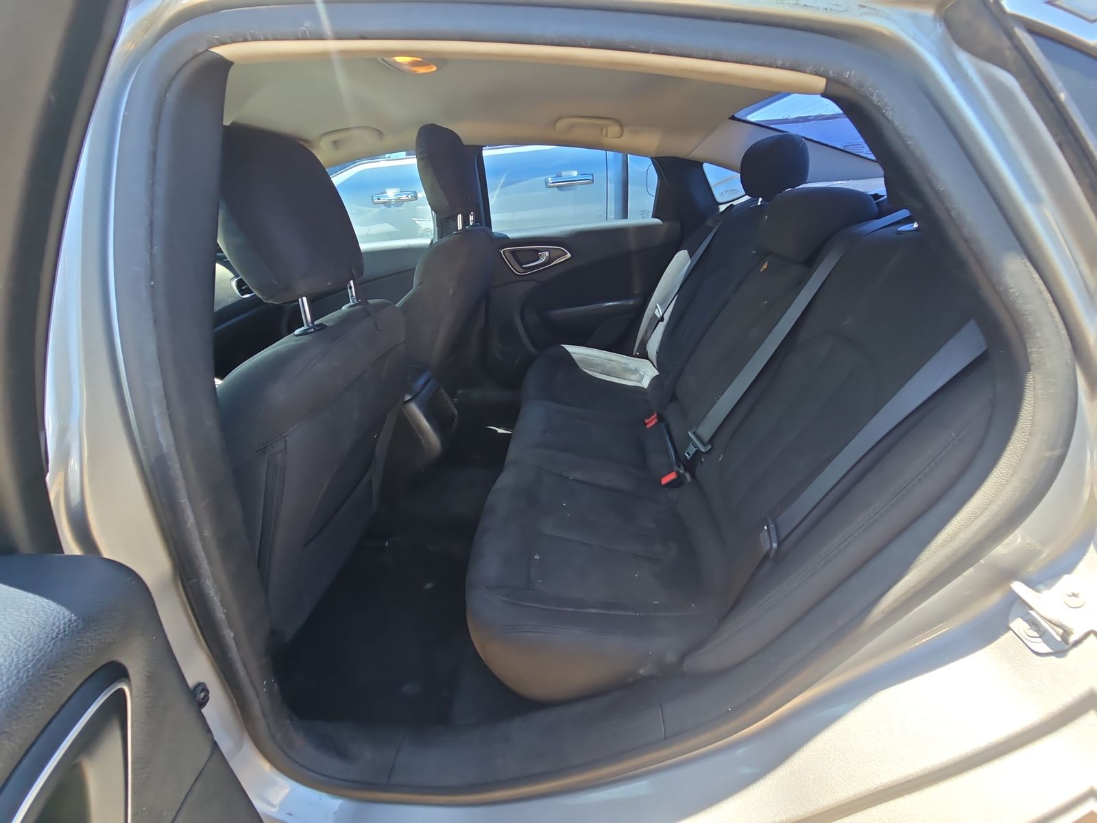 2016 Chrysler 200 Limited FWD