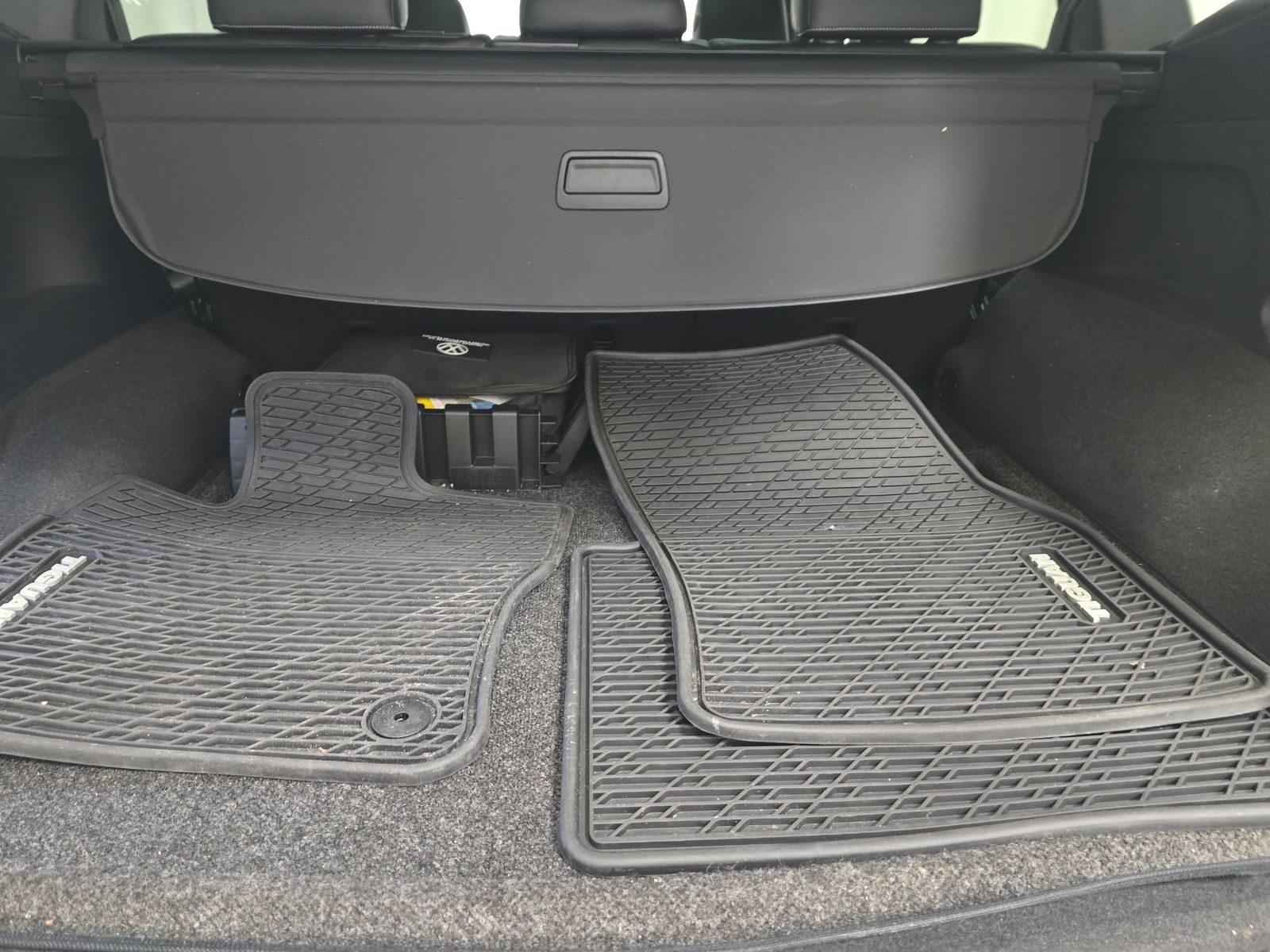 2024 Volkswagen Tiguan 2.0T SEL R-Line AWD