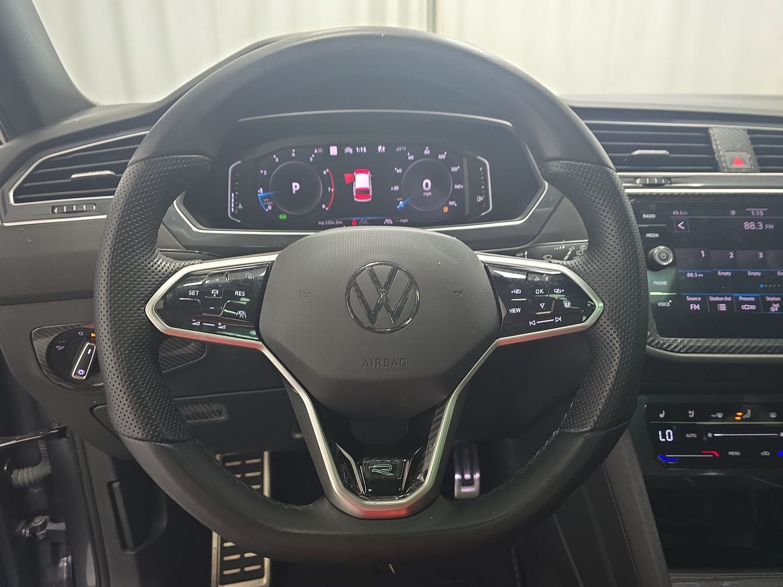 2024 Volkswagen Tiguan 2.0T SEL R-Line AWD