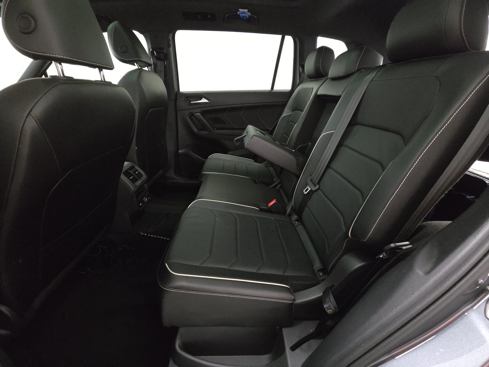 2024 Volkswagen Tiguan 2.0T SEL R-Line AWD