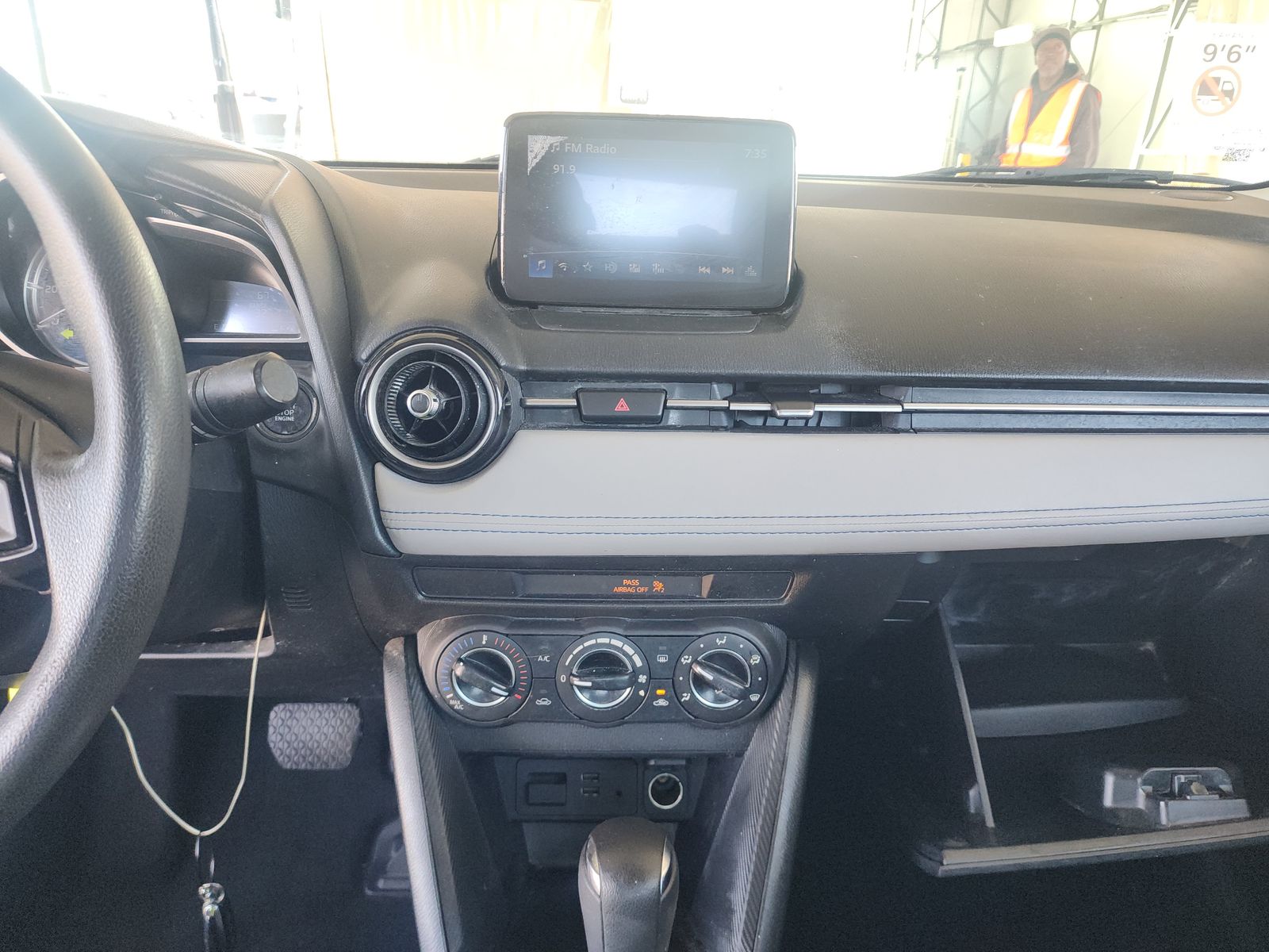 2019 Toyota Yaris LE FWD