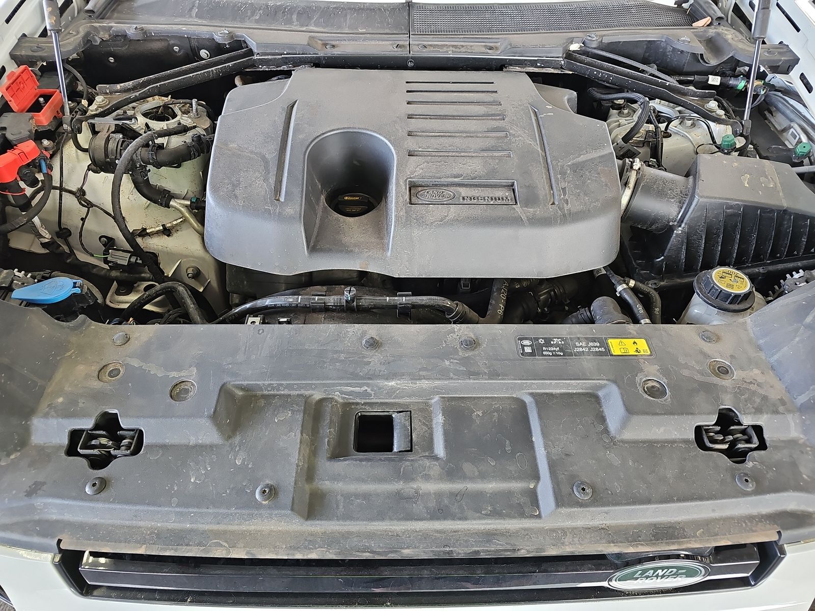 2024 Land Rover Defender 90 X-Dynamic SE AWD