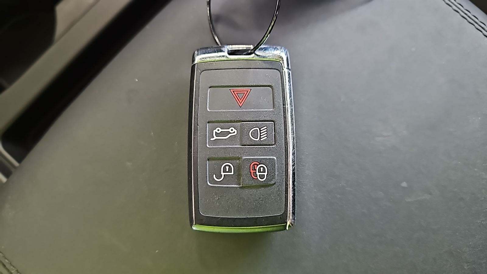 2024 Land Rover Defender 90 X-Dynamic SE AWD