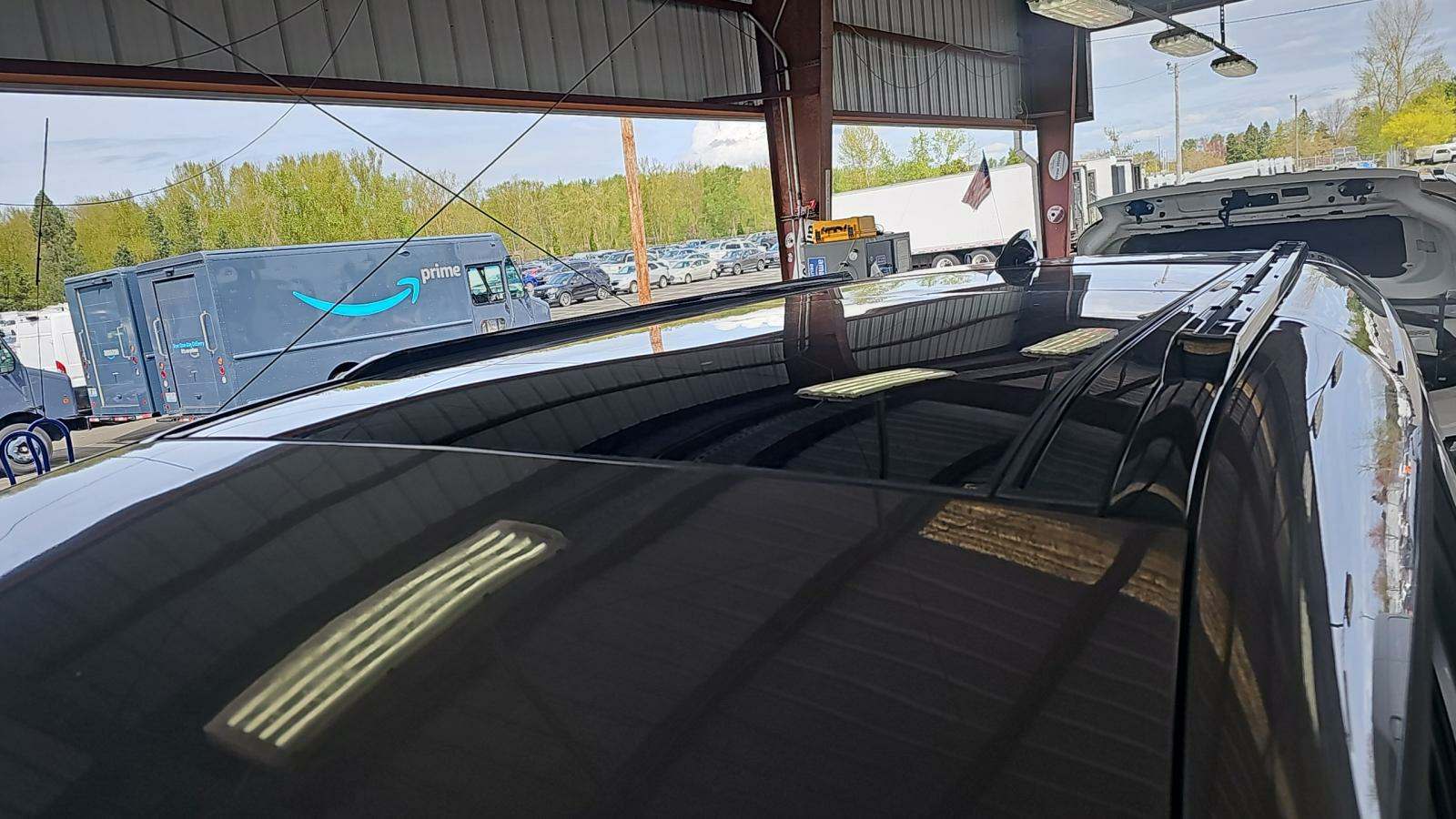 2024 Land Rover Defender 90 X-Dynamic SE AWD