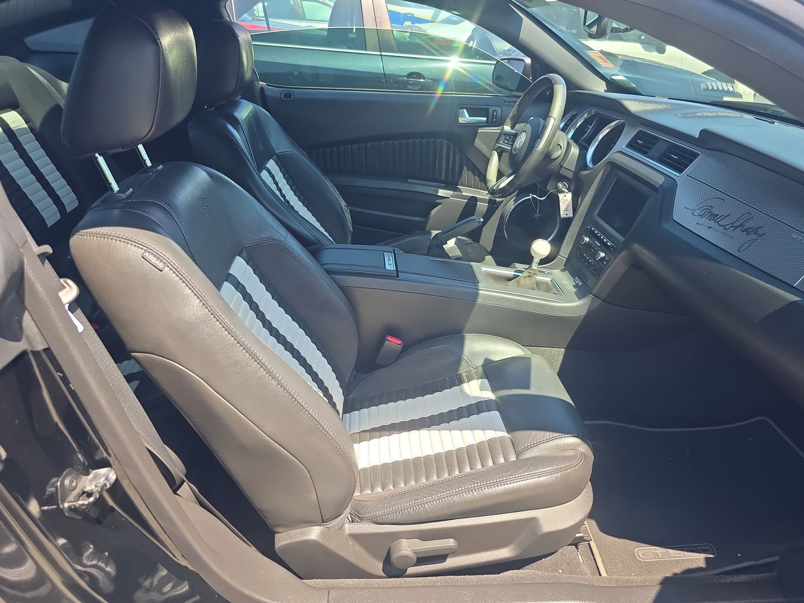 2010 Ford Mustang Shelby GT500 RWD