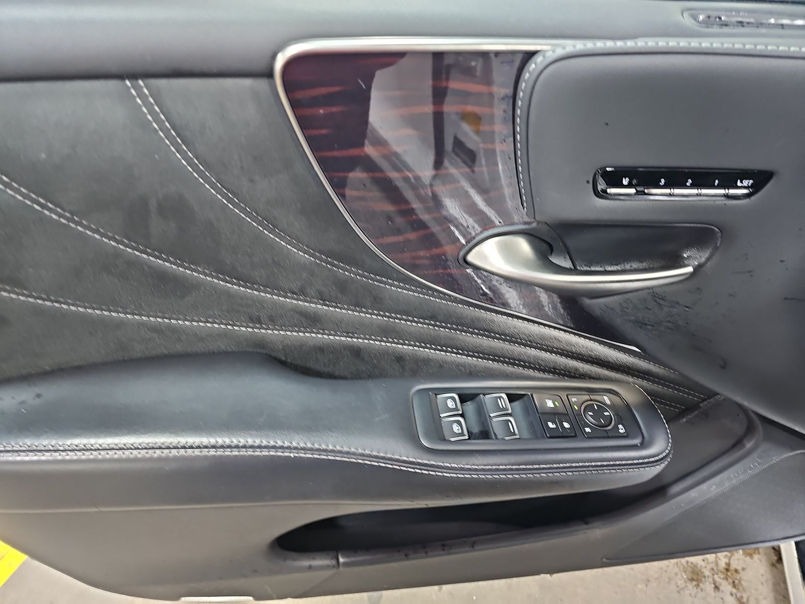 2020 Lexus LS LS 500h AWD