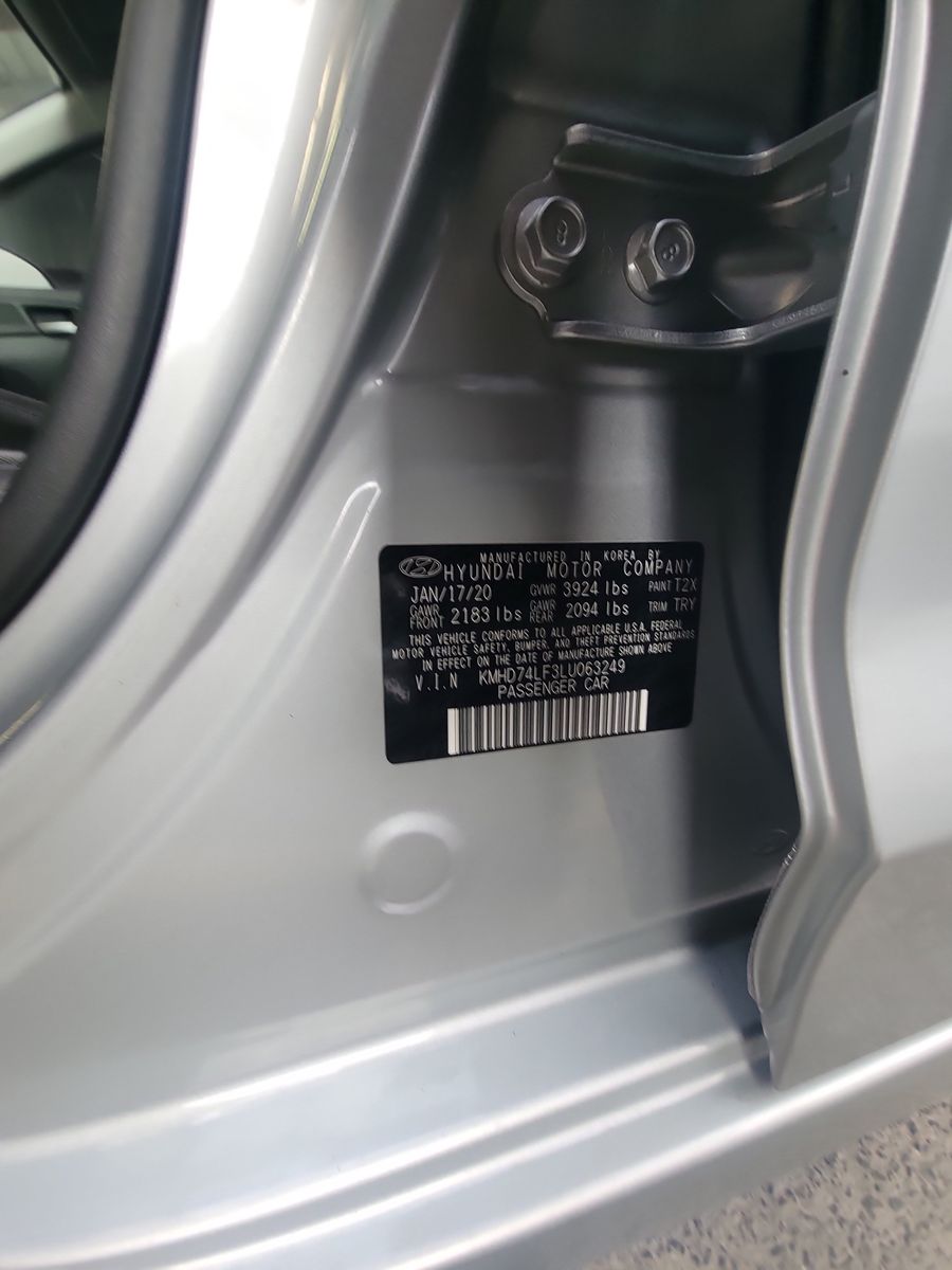 2020 Hyundai Elantra SE FWD