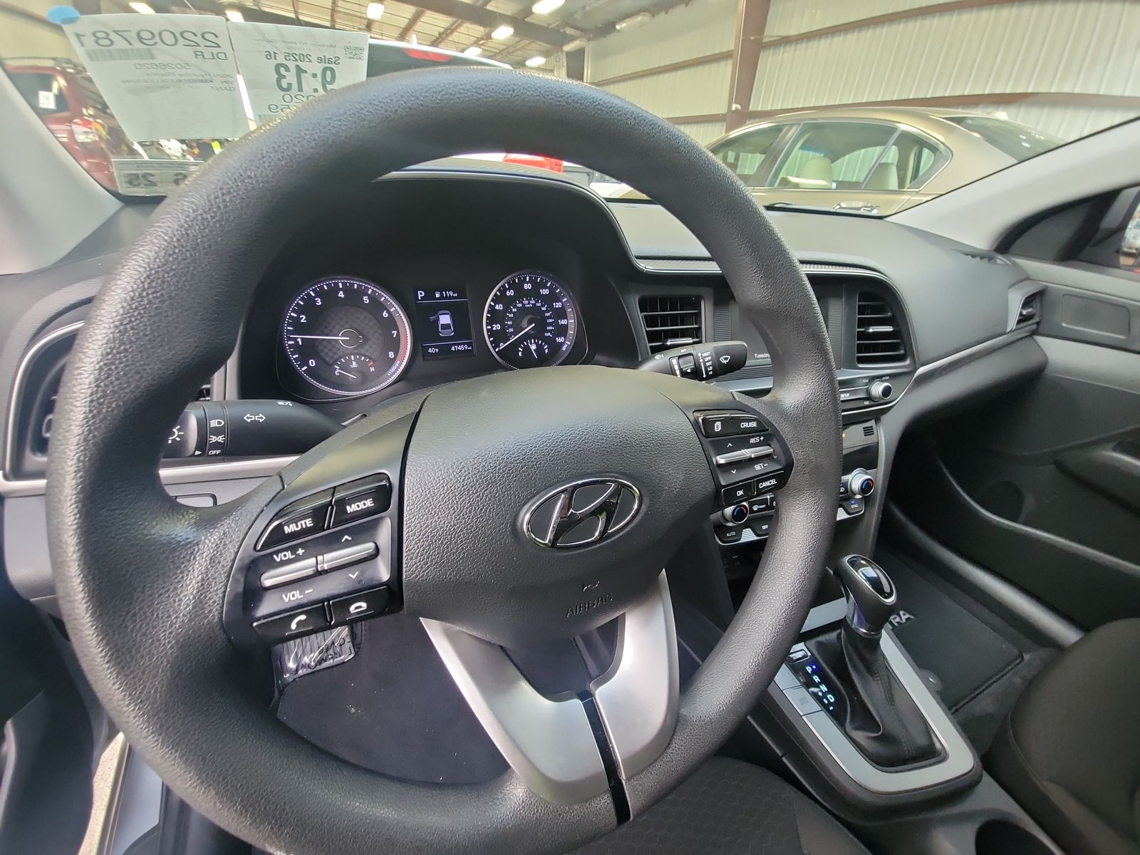 2020 Hyundai Elantra SE FWD