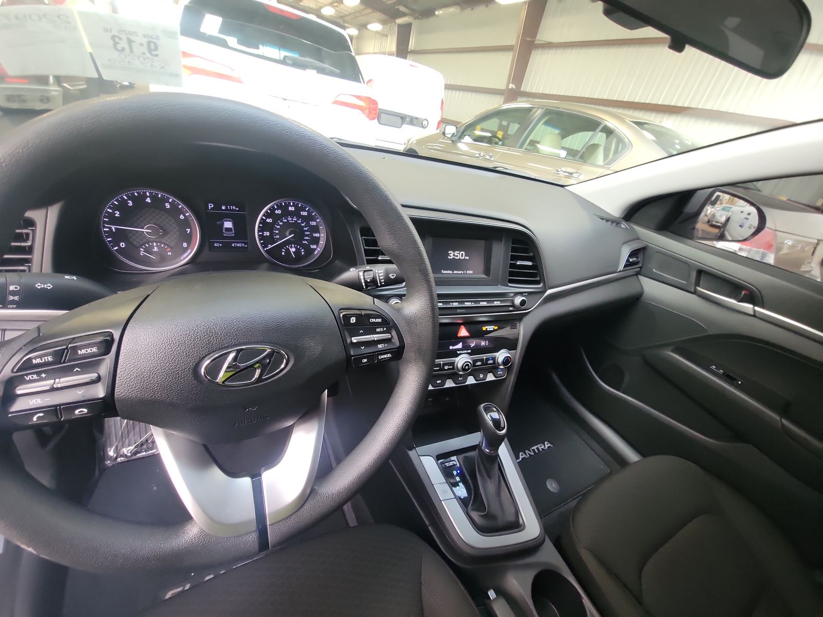2020 Hyundai Elantra SE FWD