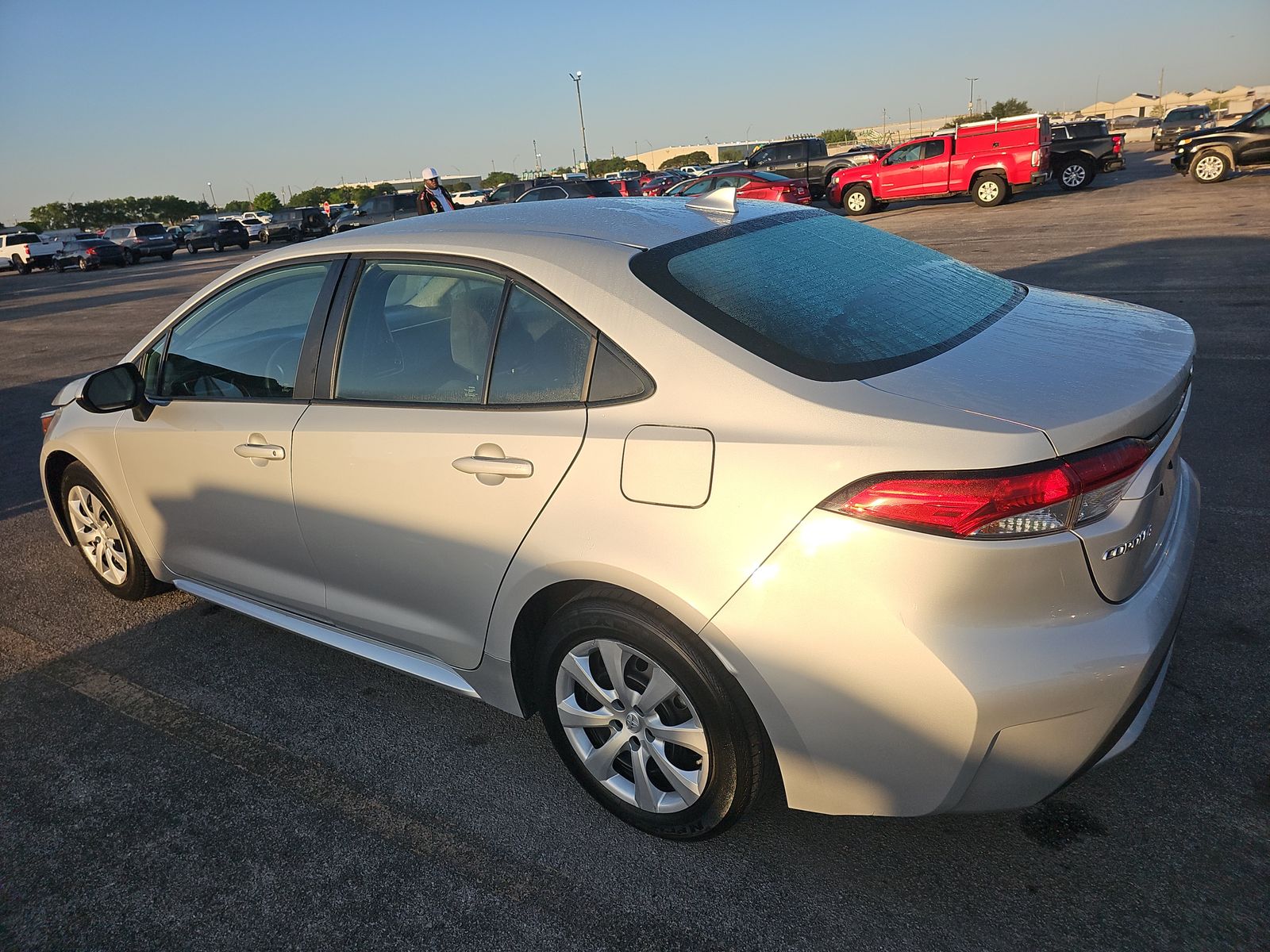 2022 Toyota Corolla LE FWD