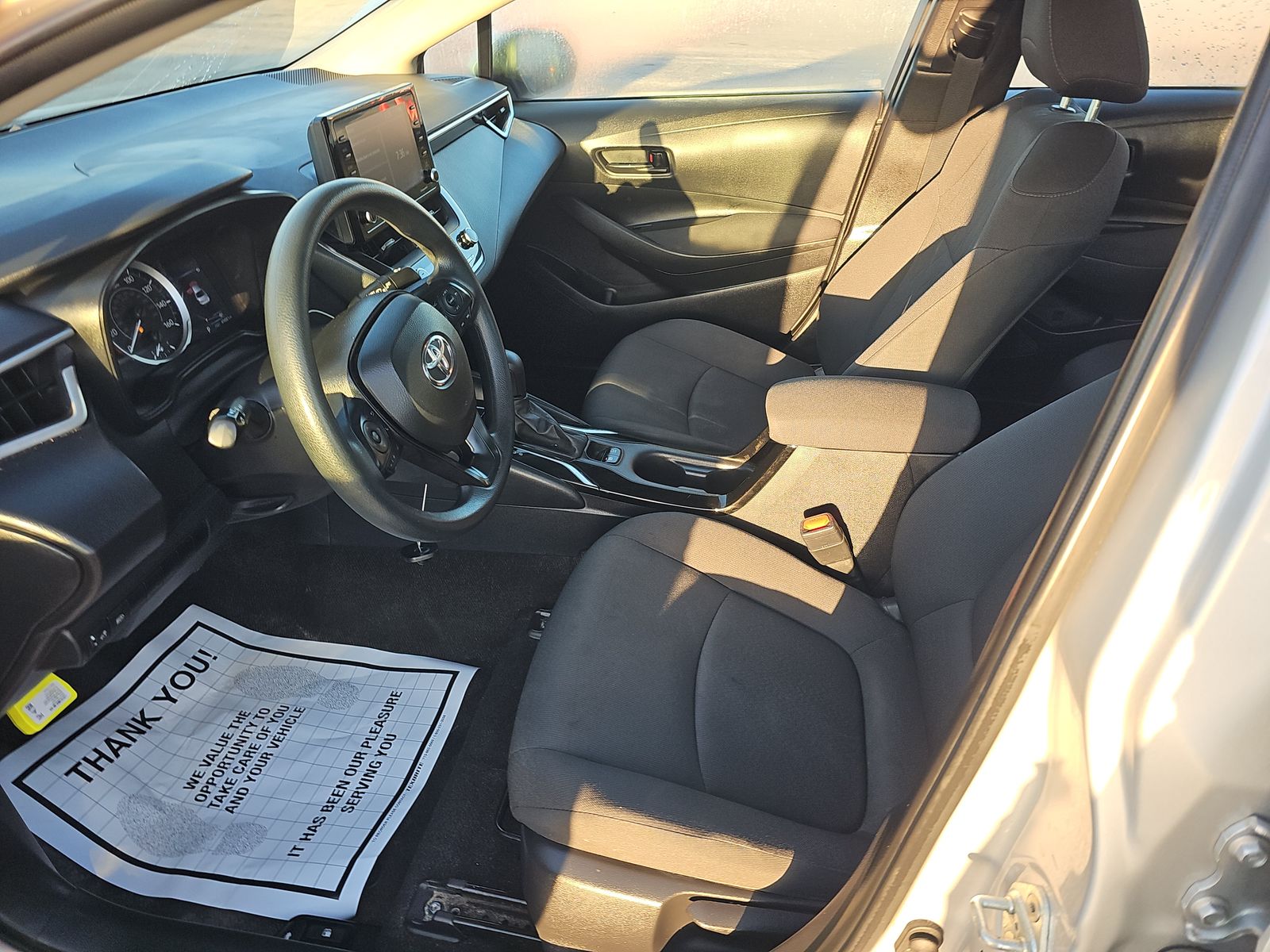 2022 Toyota Corolla LE FWD