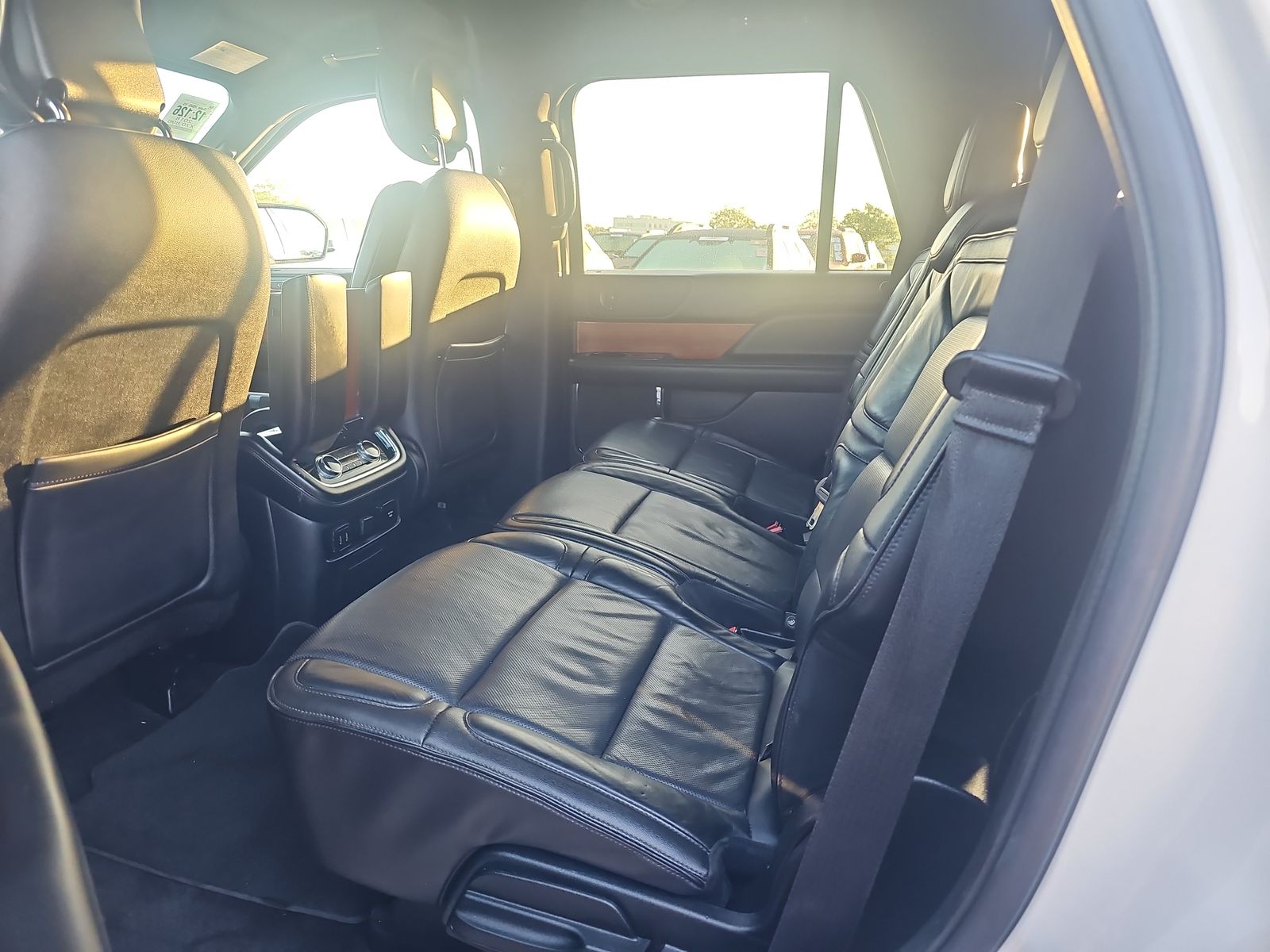 2018 Lincoln Navigator Select RWD