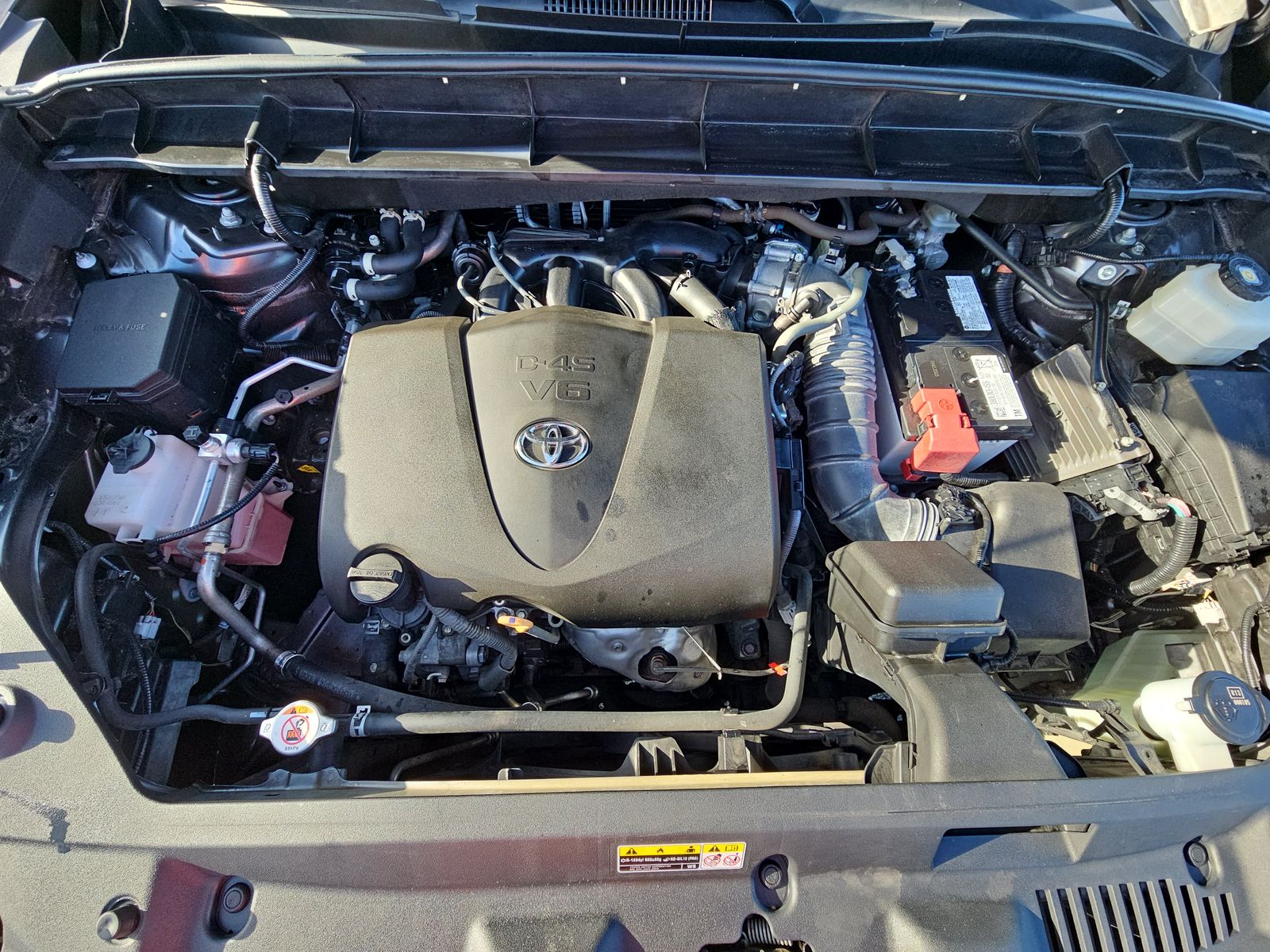 2022 Toyota Highlander L FWD