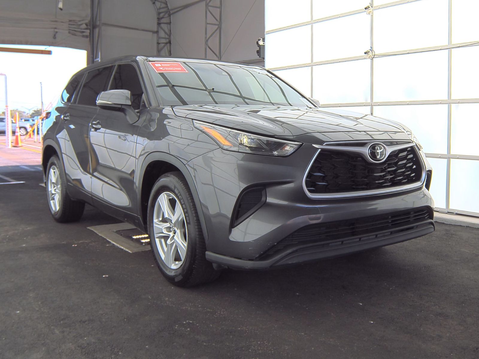2022 Toyota Highlander L FWD