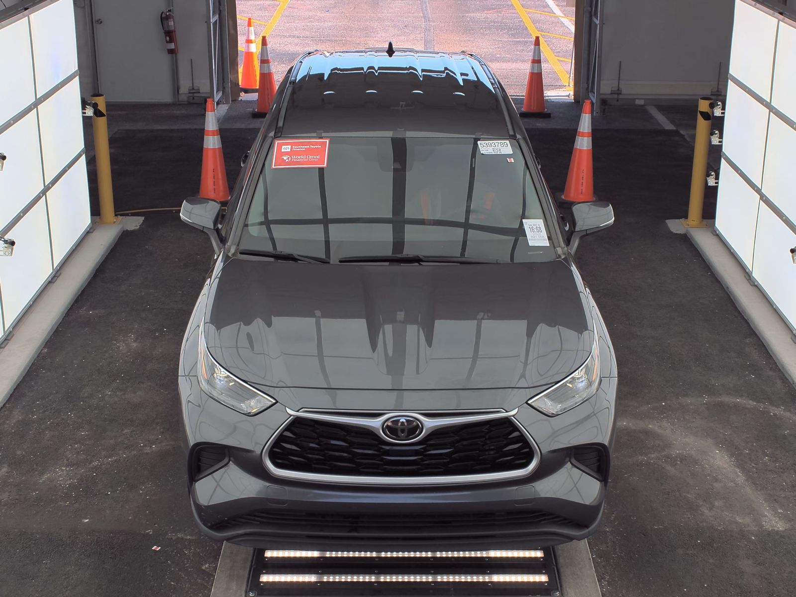2022 Toyota Highlander L FWD