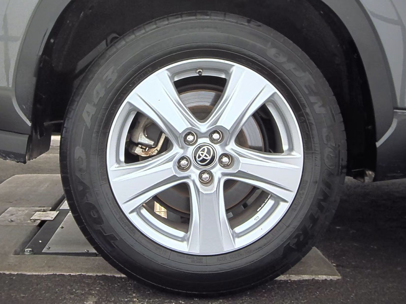 2022 Toyota Highlander L FWD