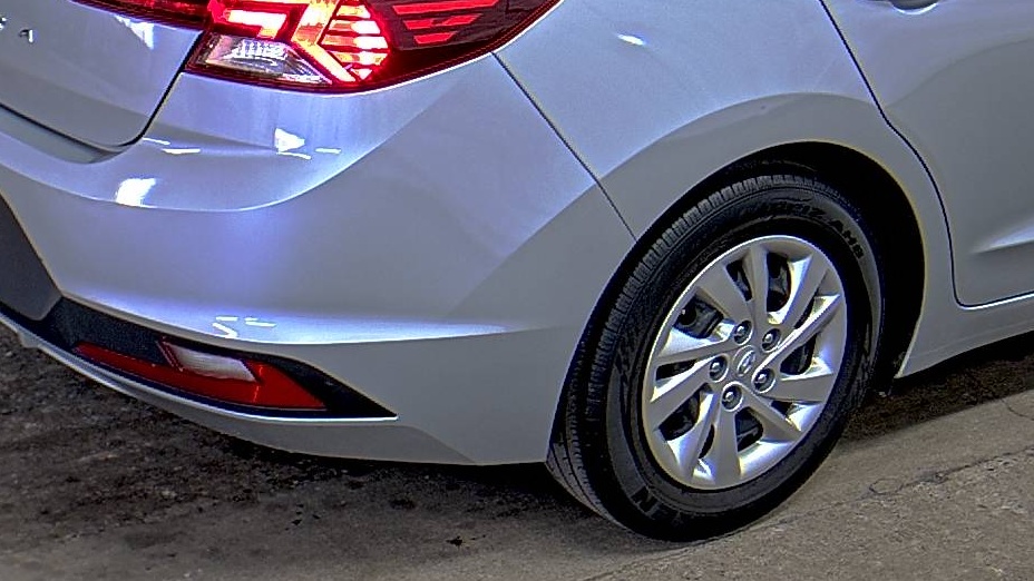 2020 Hyundai Elantra SE FWD