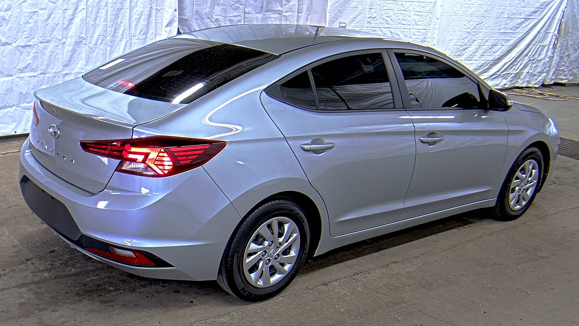 2020 Hyundai Elantra SE FWD