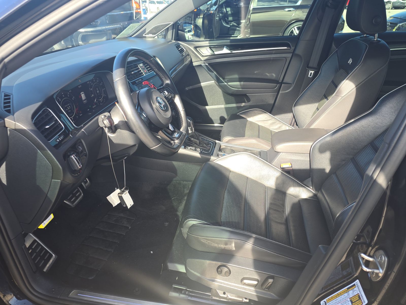 2019 Volkswagen Golf R 2.0T AWD