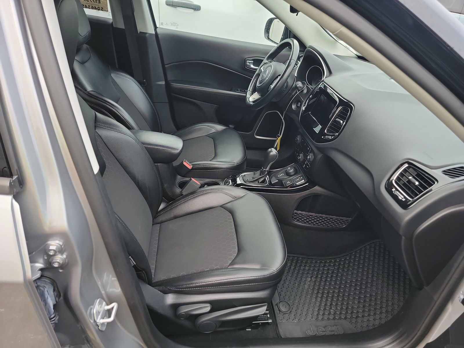 2020 Jeep Compass Latitude Altitude Edition AWD