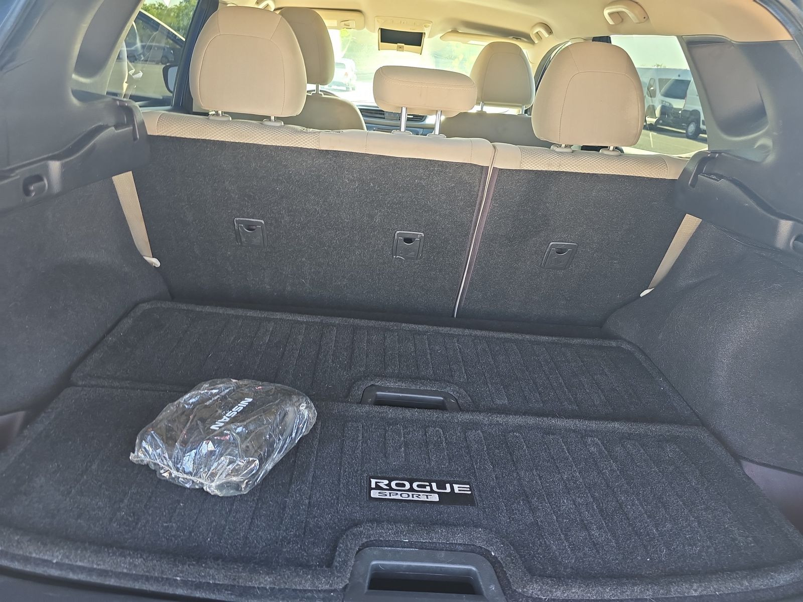 2018 Nissan Rogue Sport SV FWD