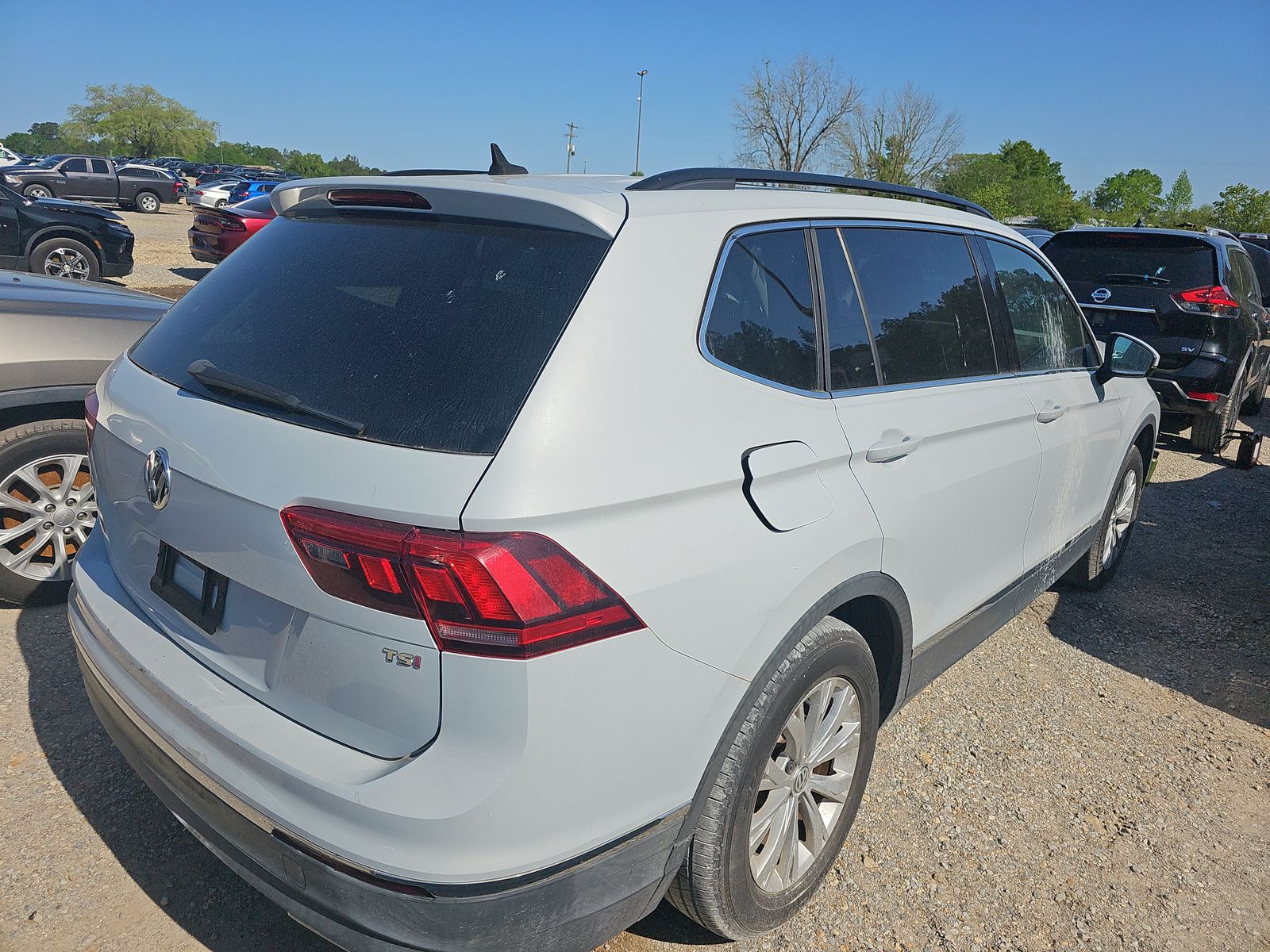 2018 Volkswagen Tiguan 2.0T SE FWD