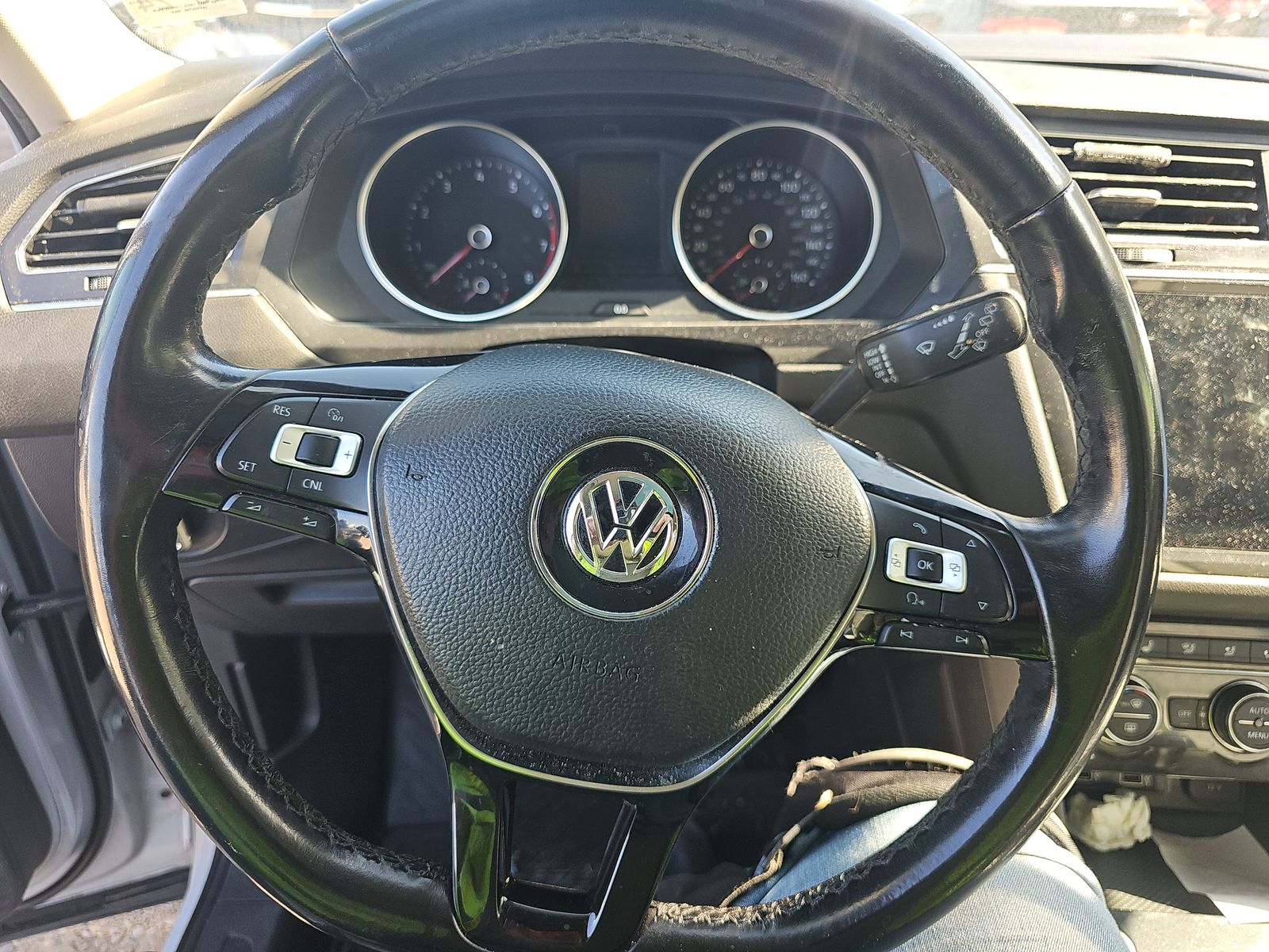 2018 Volkswagen Tiguan 2.0T SE FWD