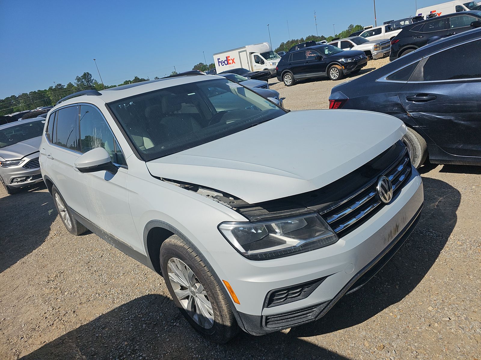 2018 Volkswagen Tiguan 2.0T SE FWD
