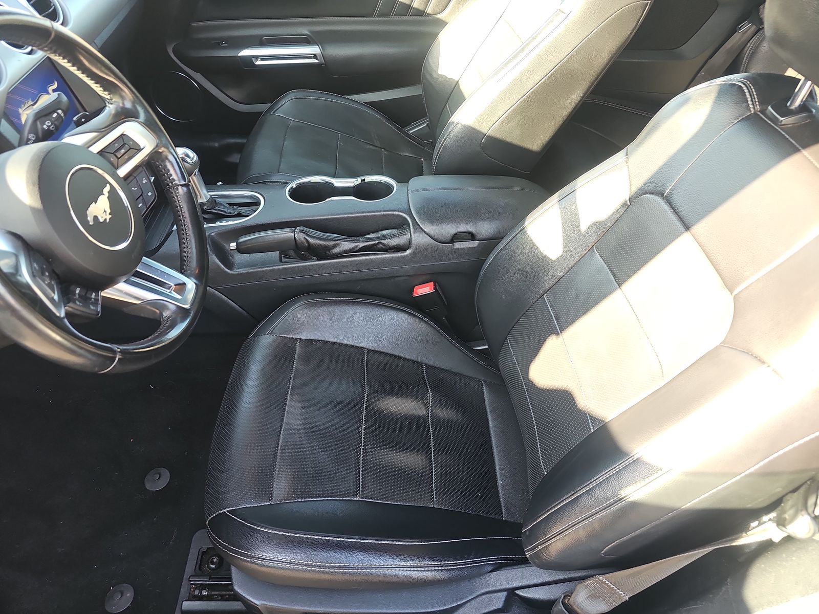 2020 Ford Mustang EcoBoost Premium RWD