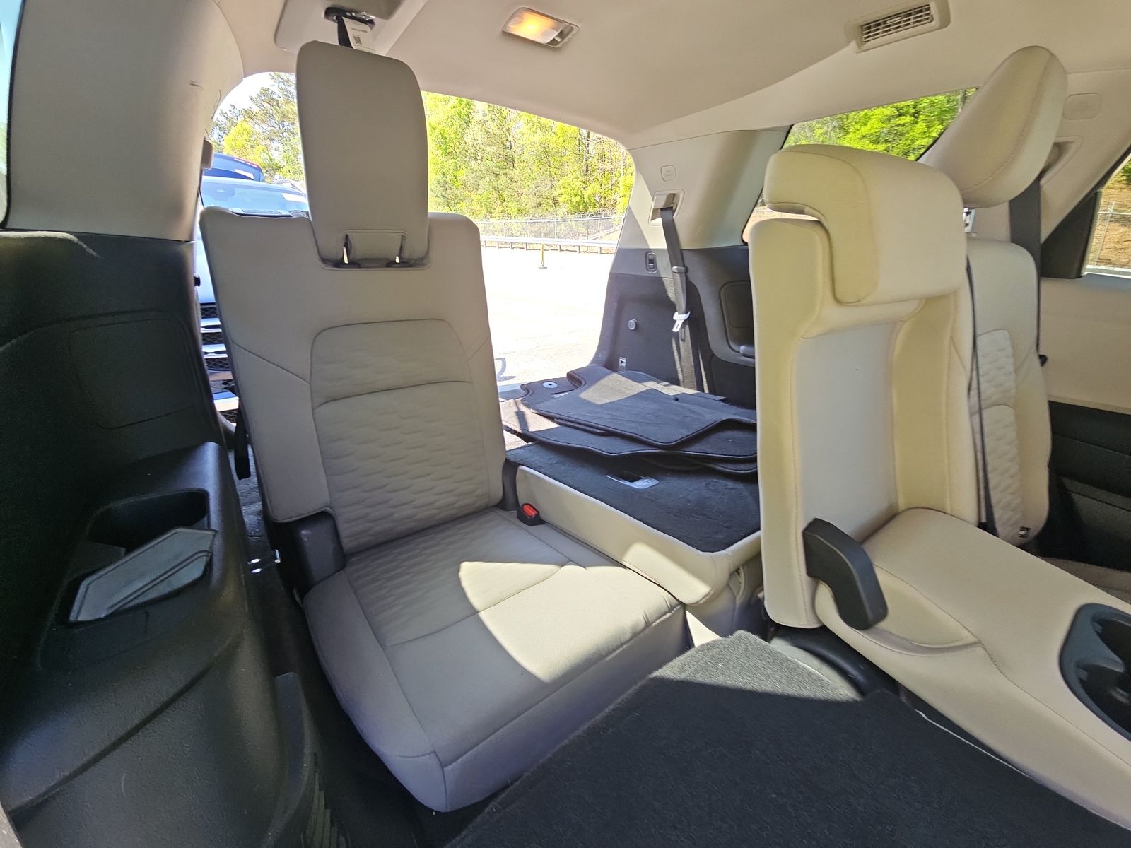 2022 Nissan Pathfinder SV FWD