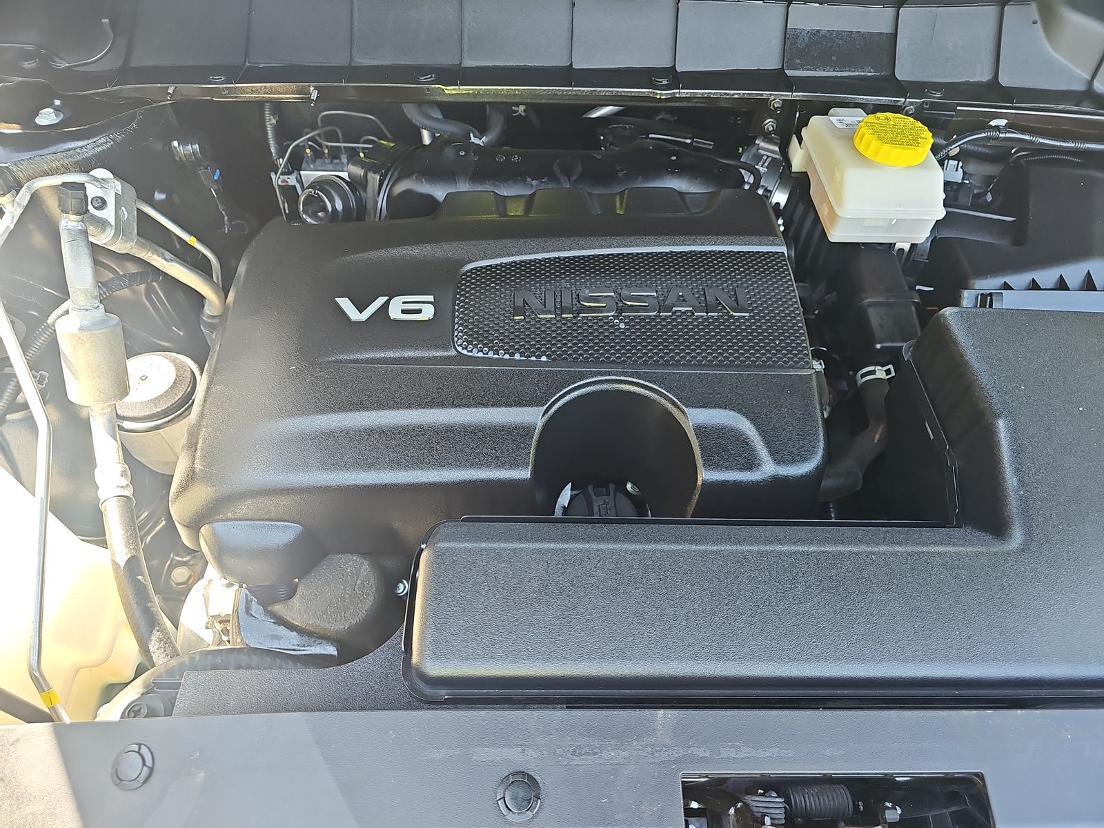 2022 Nissan Pathfinder SV FWD