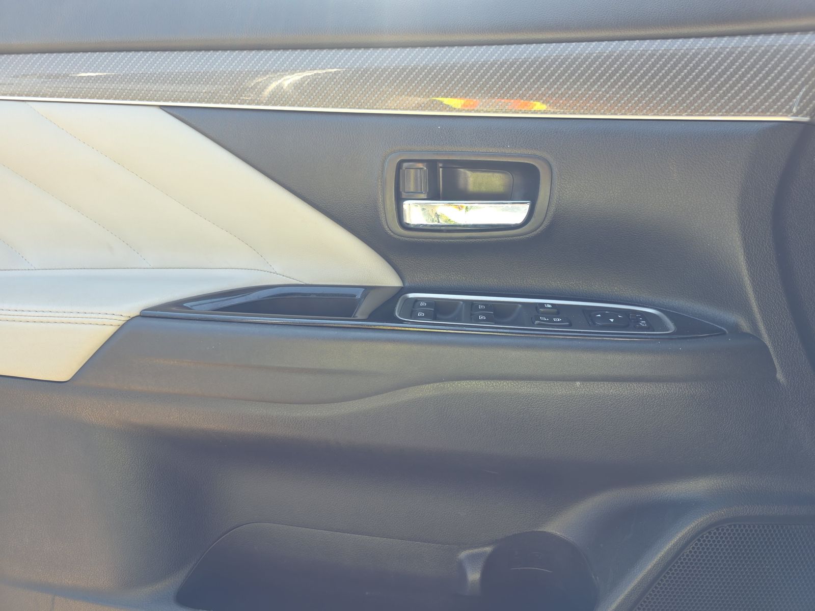 2022 Mitsubishi Outlander PHEV SEL AWD