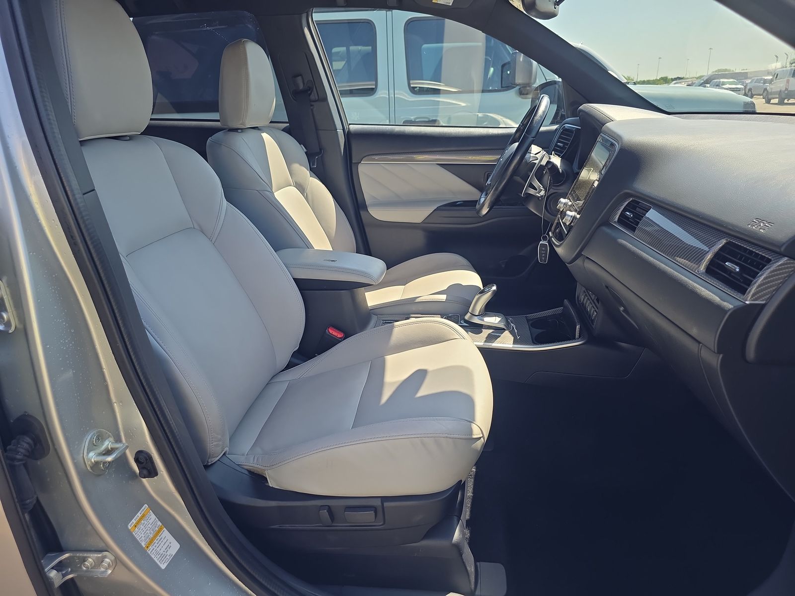 2022 Mitsubishi Outlander PHEV SEL AWD