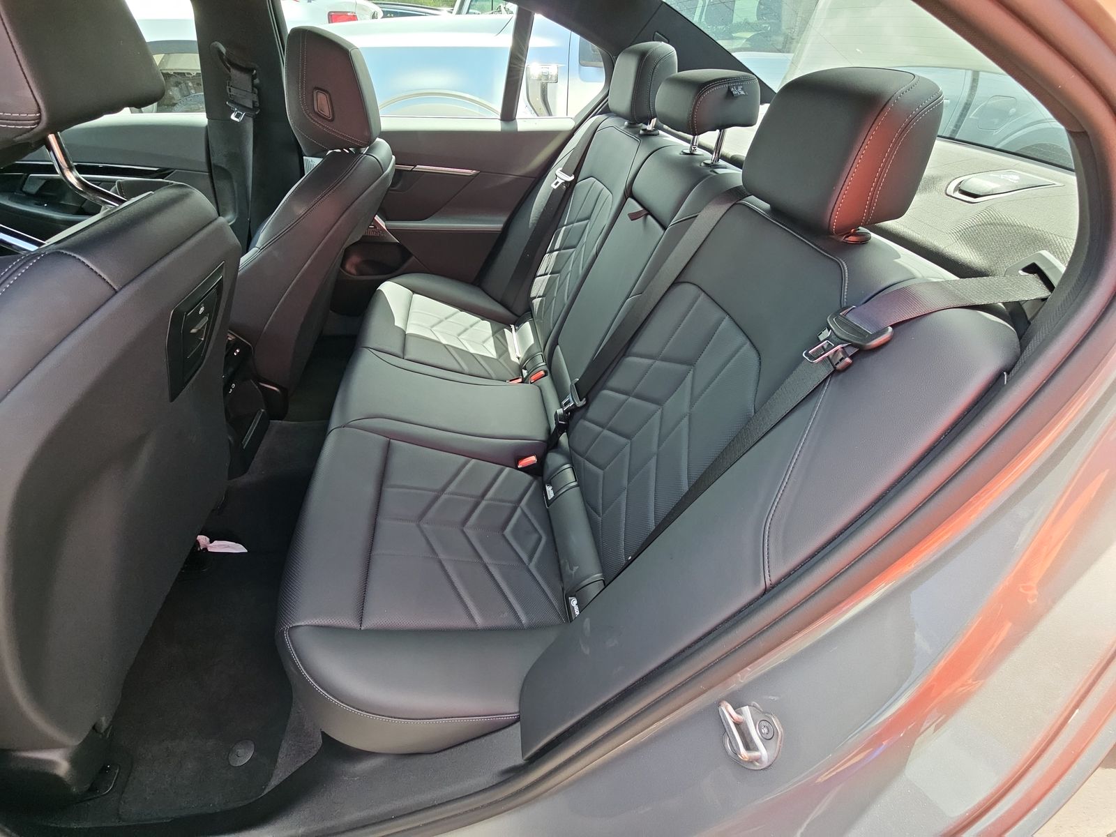 2024 BMW 5 Series 530i RWD