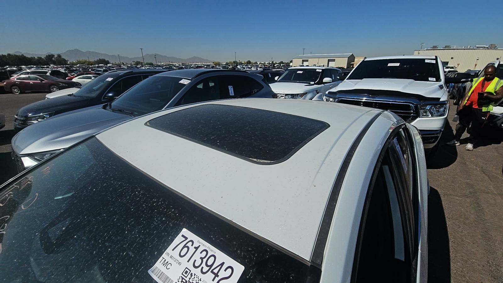 2021 Toyota Prius Limited FWD