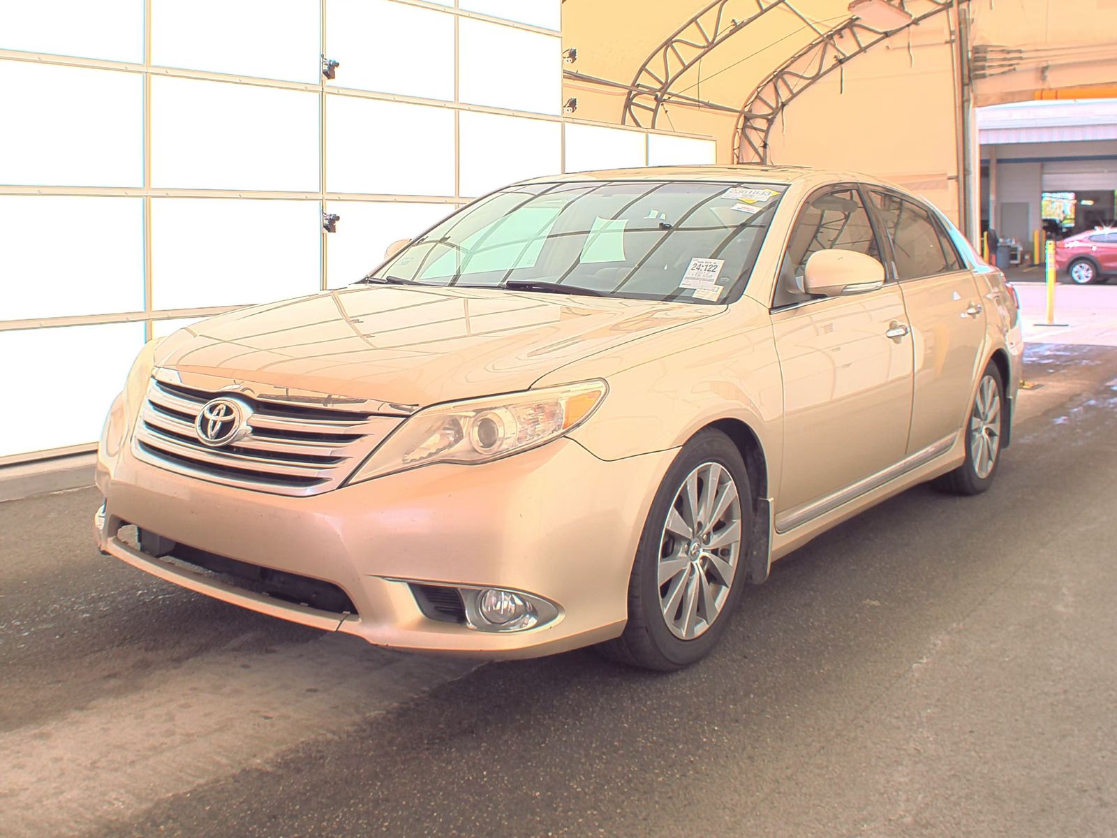 2012 Toyota Avalon Limited FWD